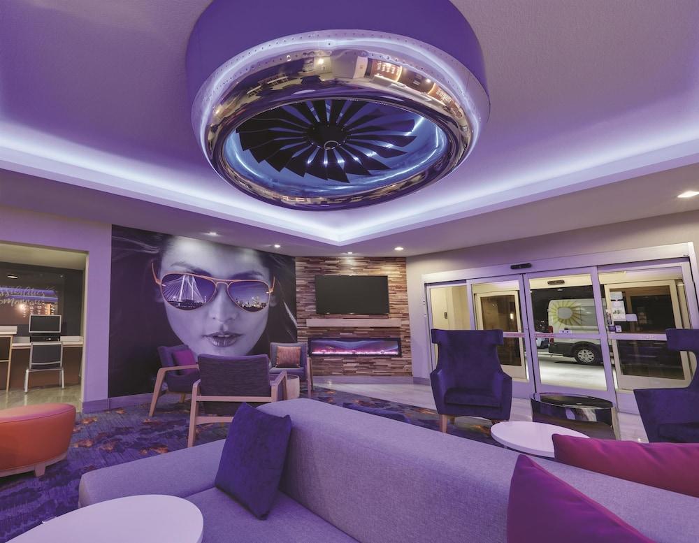La Quinta By Wyndham Dallas Love Field Екстериор снимка