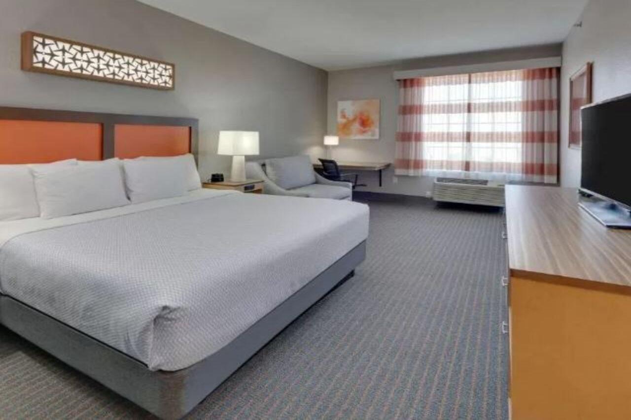 La Quinta By Wyndham Dallas Love Field Екстериор снимка