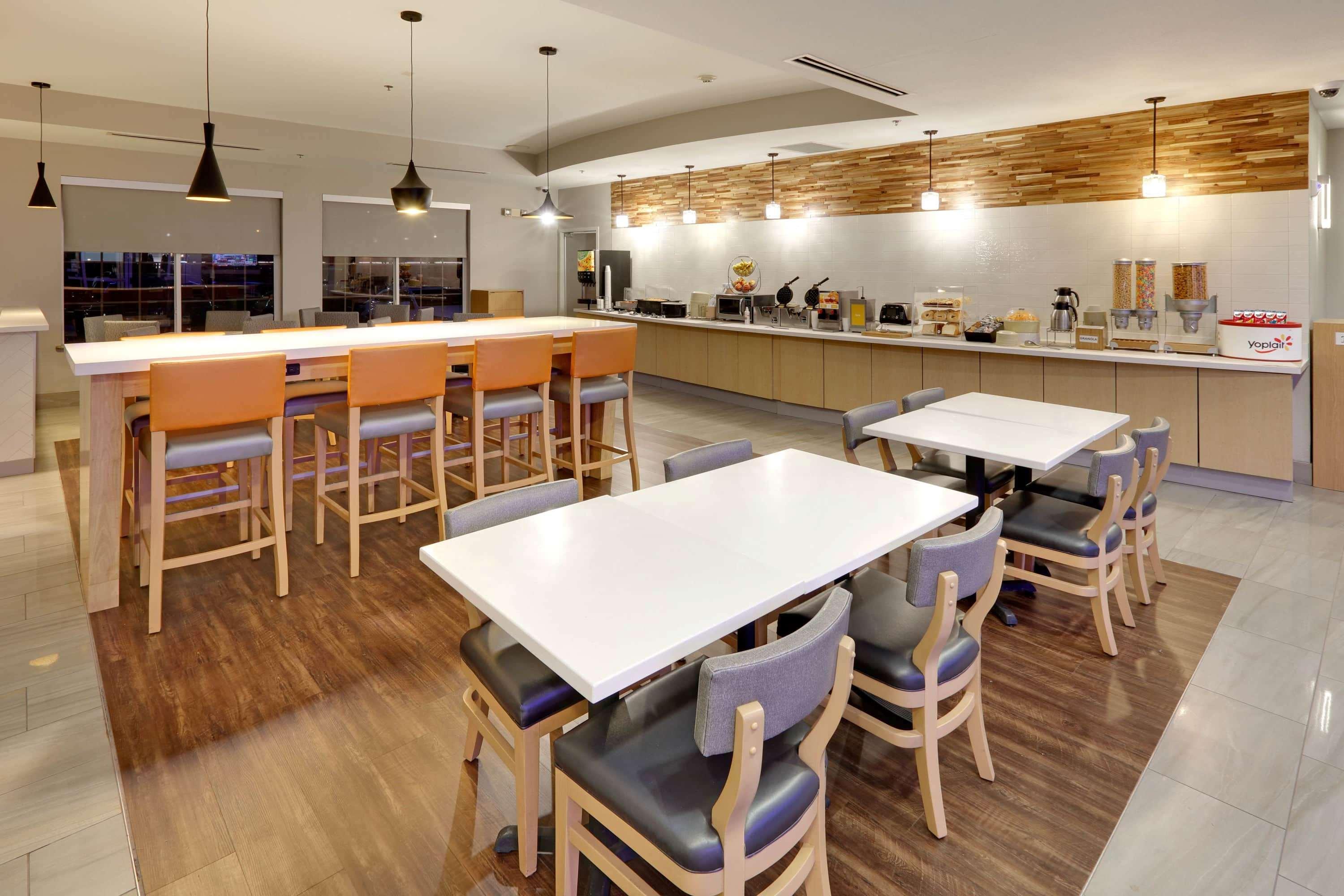 La Quinta By Wyndham Dallas Love Field Екстериор снимка