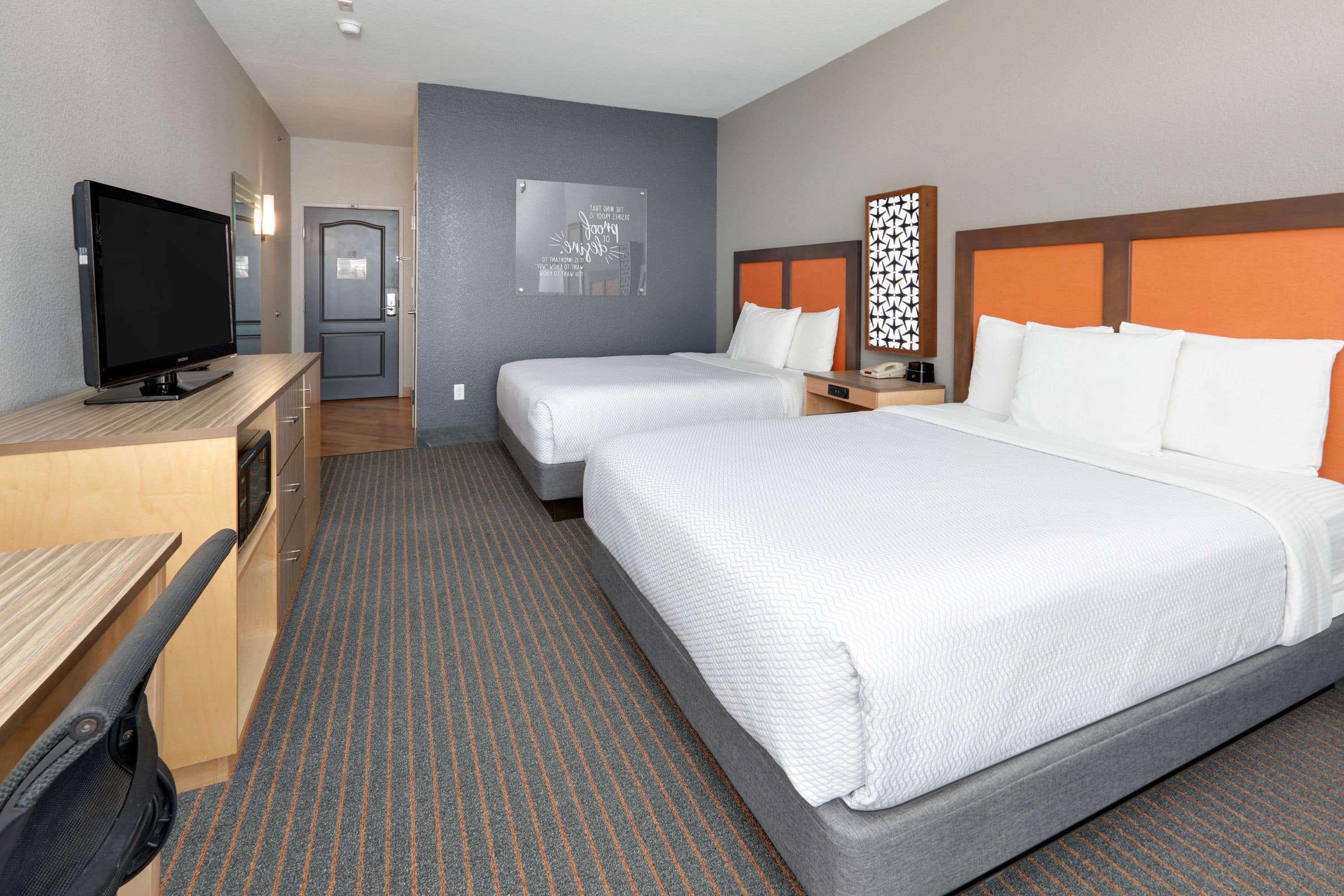 La Quinta By Wyndham Dallas Love Field Екстериор снимка